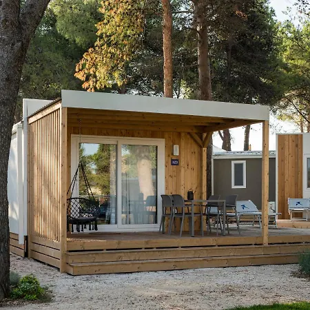 Prázdninový areál Falkensteiner Premium Mobile Homes And Zadar
