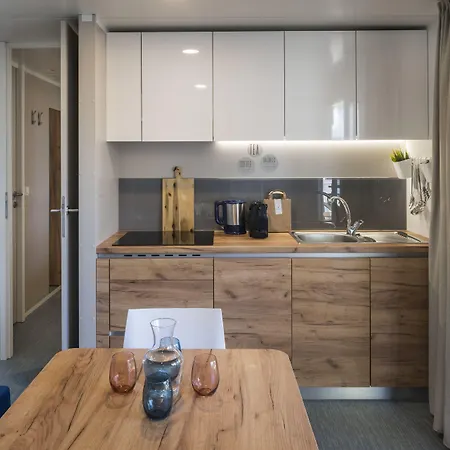 Falkensteiner Premium Mobile Homes And ホリデーパーク ザダル