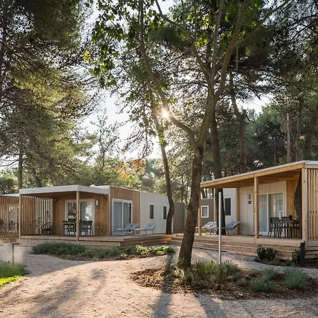 홀리데이파크 Falkensteiner Premium Mobile Homes And 5*