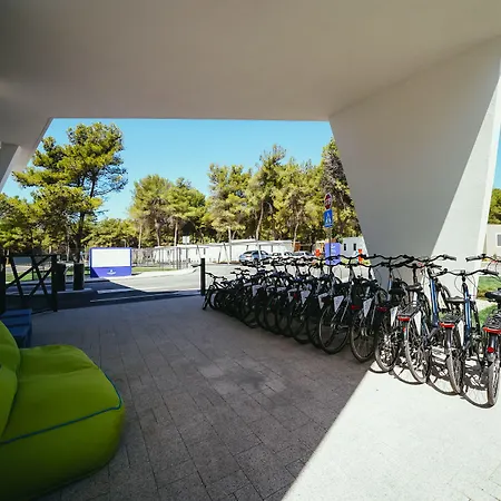 Falkensteiner Premium Mobile Homes And 假日公园 扎达尔