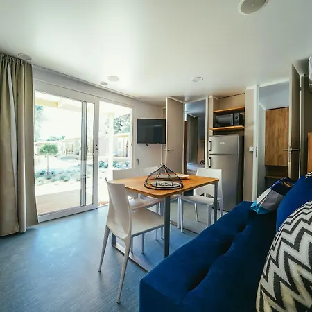 假日公园 Falkensteiner Premium Mobile Homes And 扎达尔