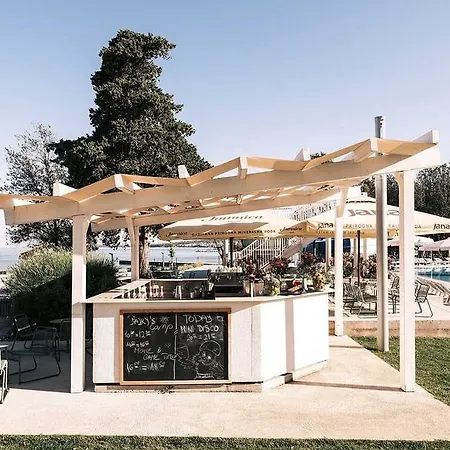 Falkensteiner Premium Mobile Homes And 5* Zadar
