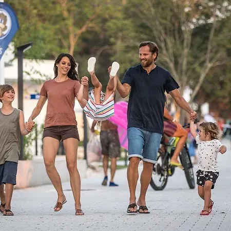 Holiday park Falkensteiner Premium Mobile Homes And Zadar
